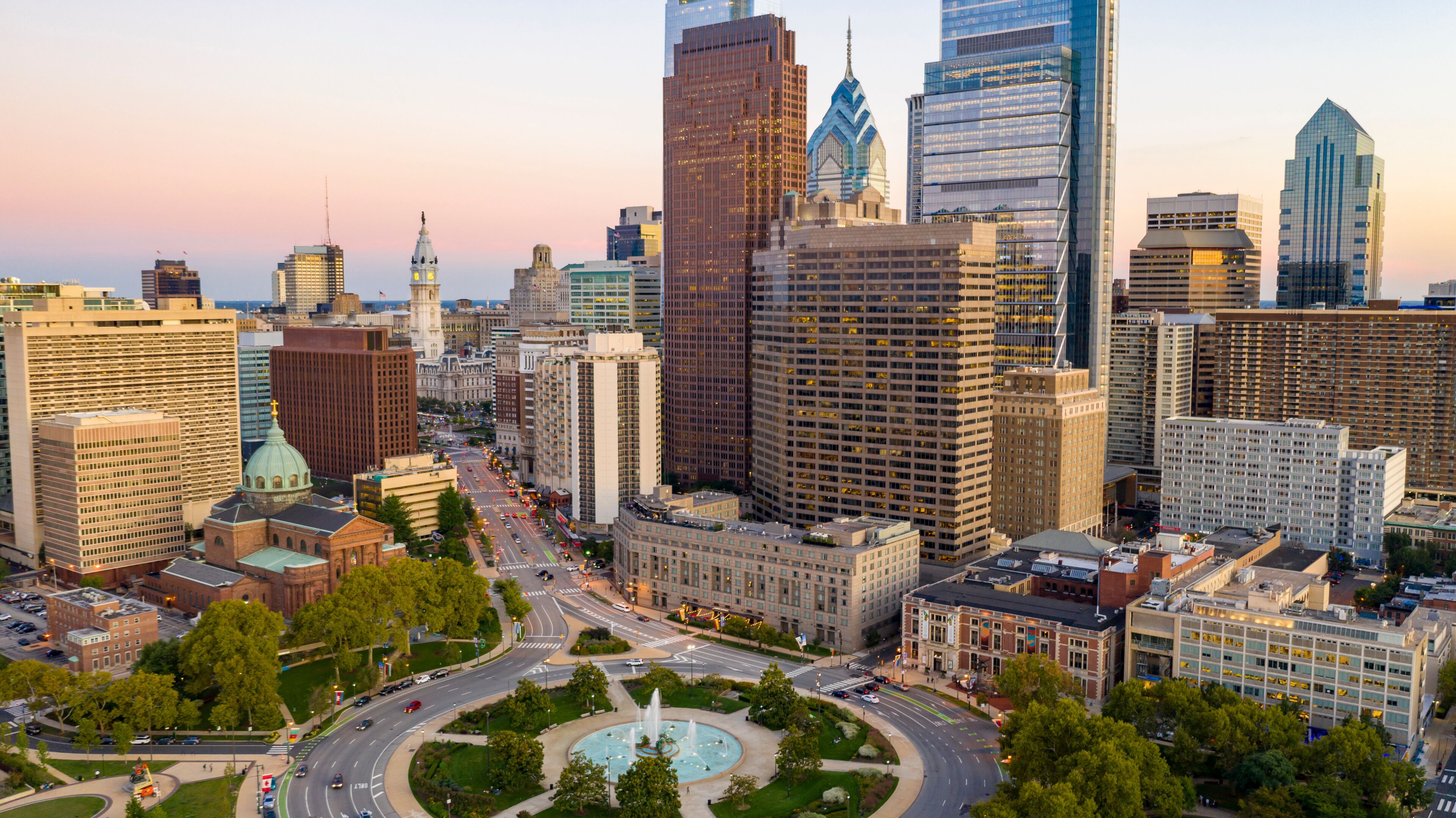 Night Falls Dusk Downtown Philadelphia Pennsylvania City Center Logan Square