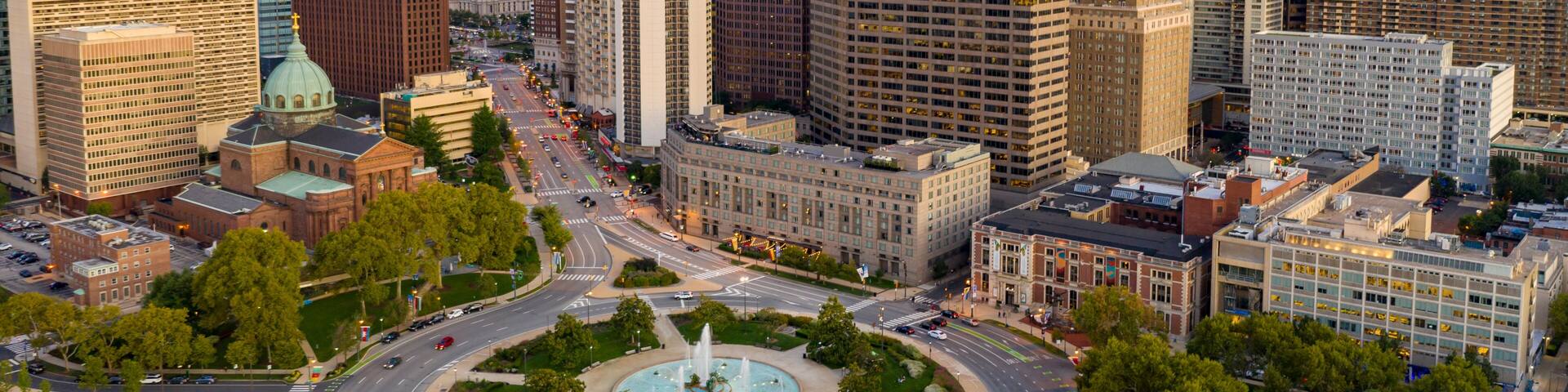 Night Falls Dusk Downtown Philadelphia Pennsylvania City Center Logan Square