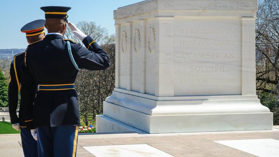 Tomb of the Unknowns