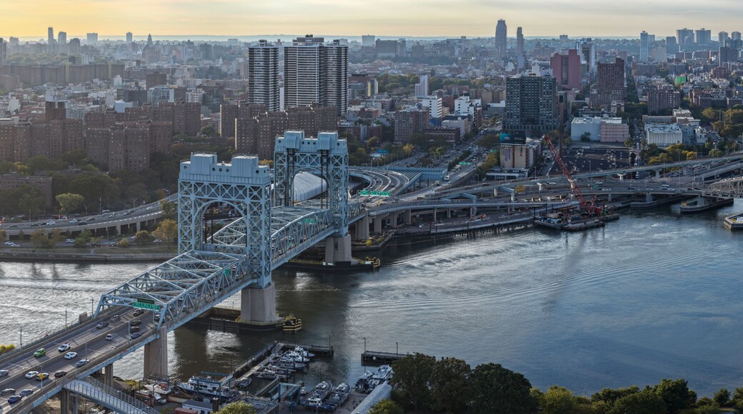RFK Bridge Harlem River Lift Span - New York, United States