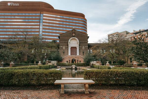 West Philadelphia showing heritage elements, a fountain and a pond