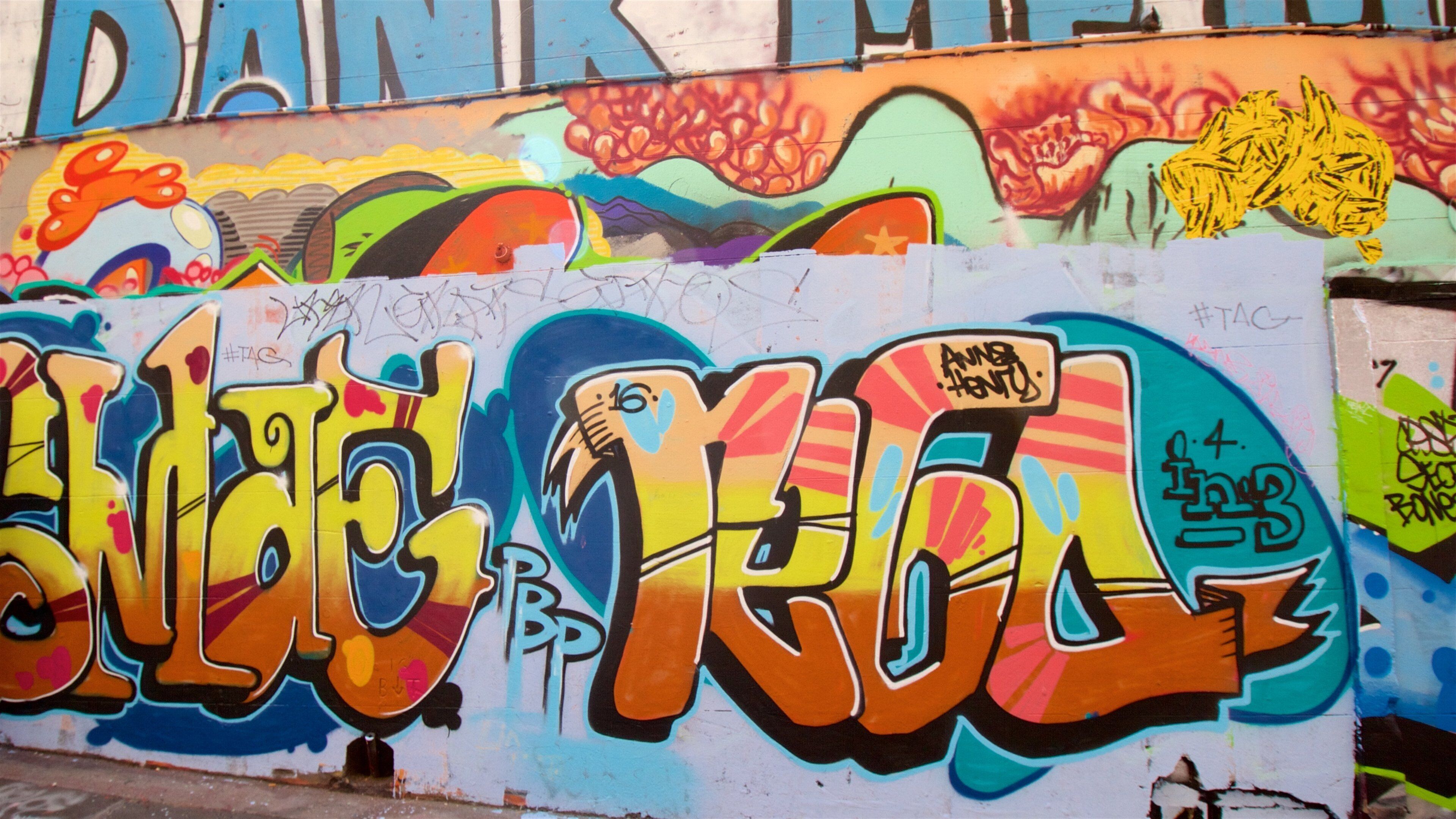 Melbourne showing outdoor art