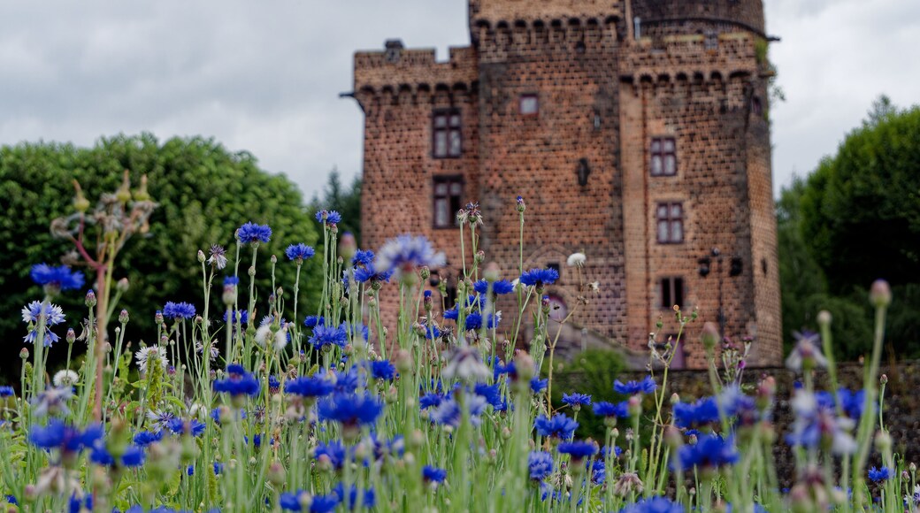 ancient fortified tower in Pontgibaud