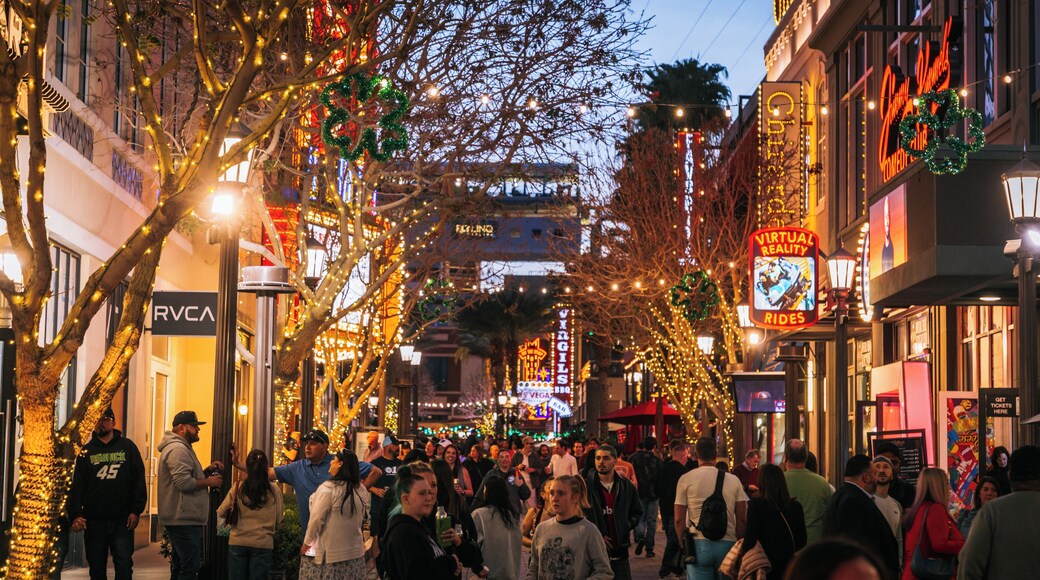 LINQ Promenade