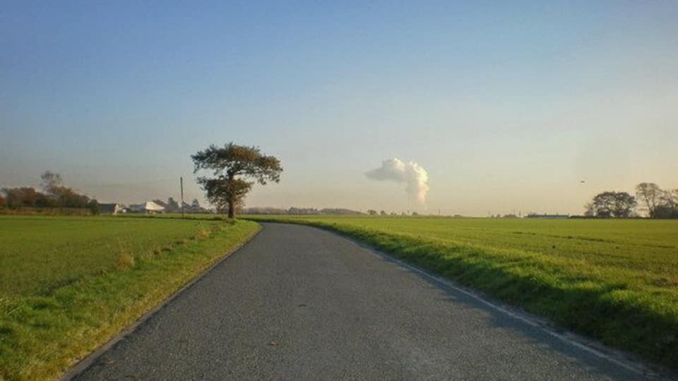 Bowker's Green Lane The plume in the distance is from Fiddler's Ferry Power Station