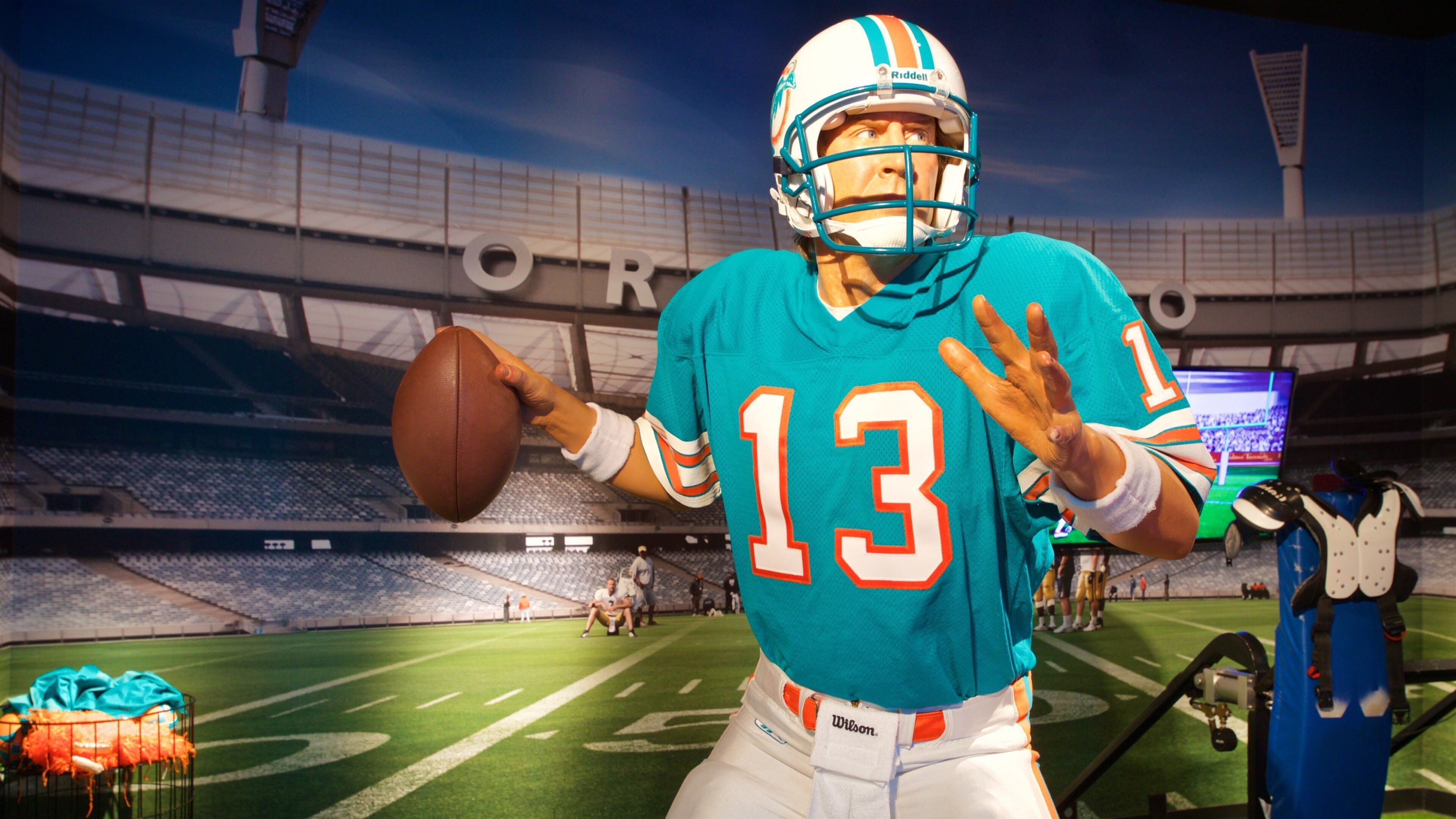 Madame Tussauds showing interior views