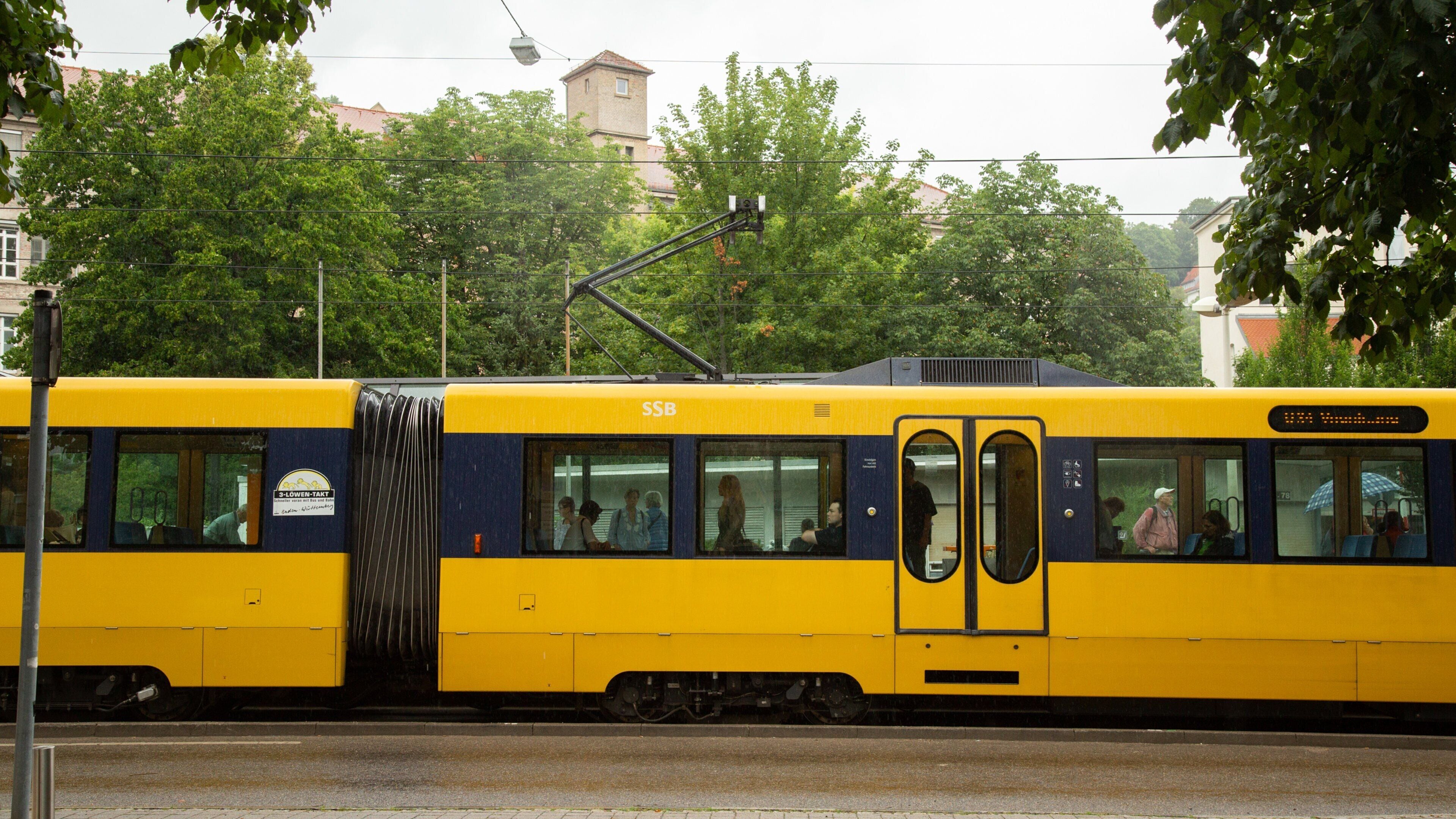Stuttgart-Süd showing railway items