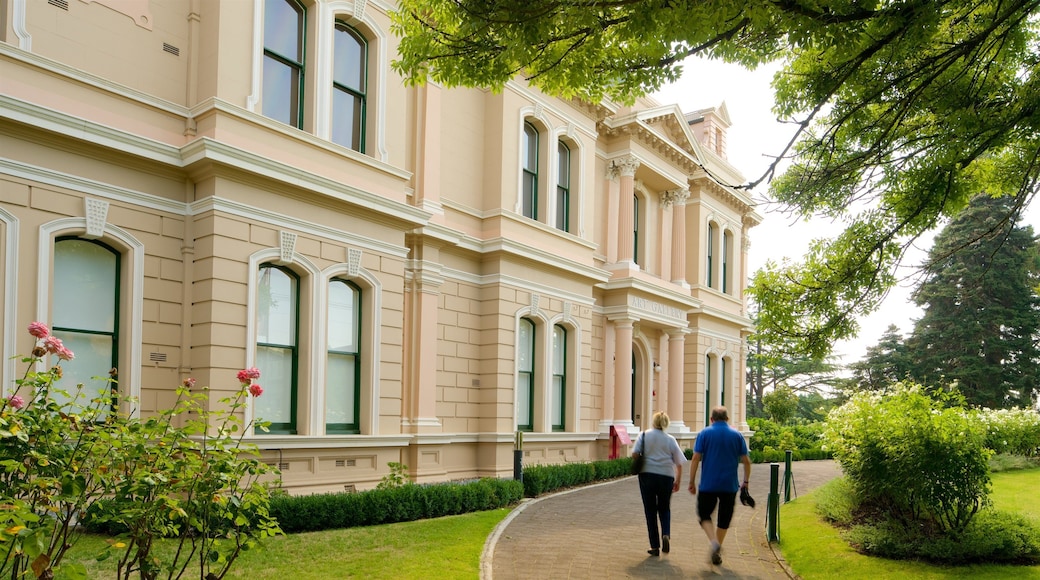 Launceston CBD showing heritage elements as well as a couple