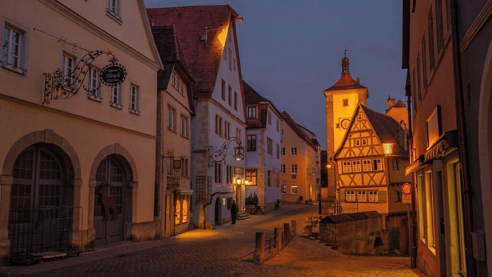 Another day another beautiful Town.
Rothenburg ob der Tauber is a town in the district of Ansbach of Mittelfranken, the Franconia region of Bavaria, Germany. It is well known for its well-preserved medieval old town, a destination for tourists from around the world. It is part of the popular Romantic Road through southern Germany.