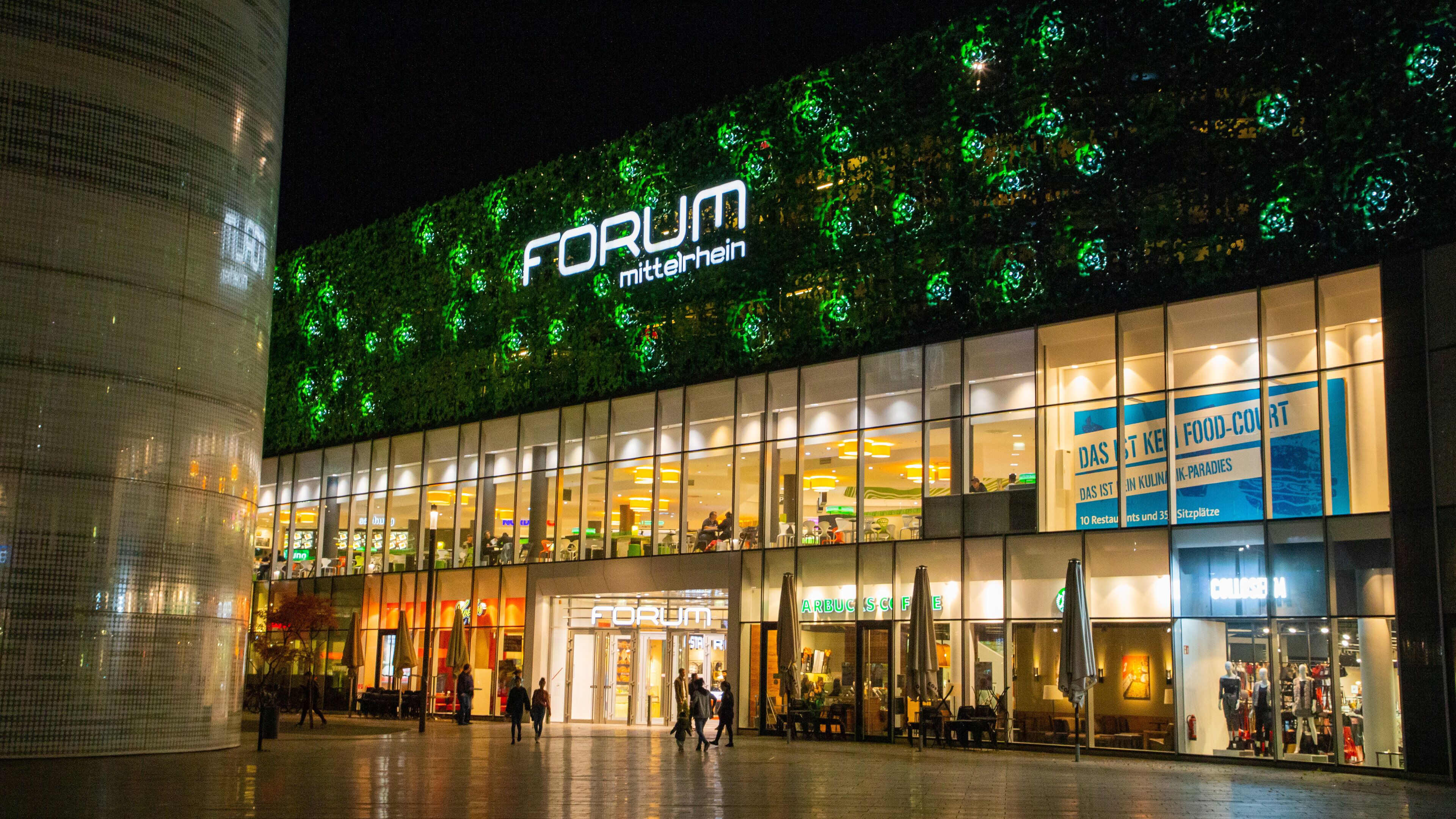 Altstadt Koblenz which includes night scenes and signage