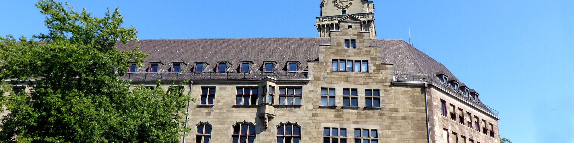 Duisburg – Rathaus am Burgplatz