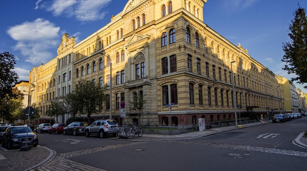 GebĂ€ude InselstraĂe, Ecke KreuzstraĂe in Leipzig