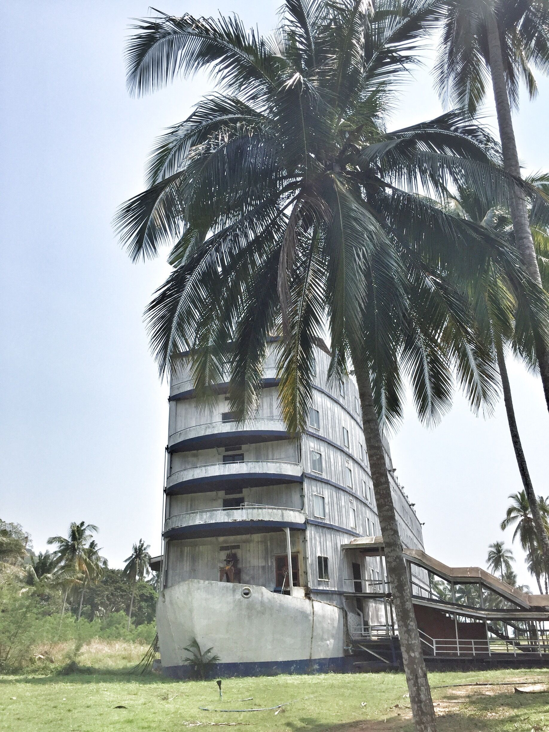 I would not recommend staying here, however you should definitely take a trip down to this partially abandoned hotel, beautiful quiet beach, creepy hotel to explore and peaceful seclusion from the rest of the island. Costs around 200bht to access the resort, it is worth it though 😃
