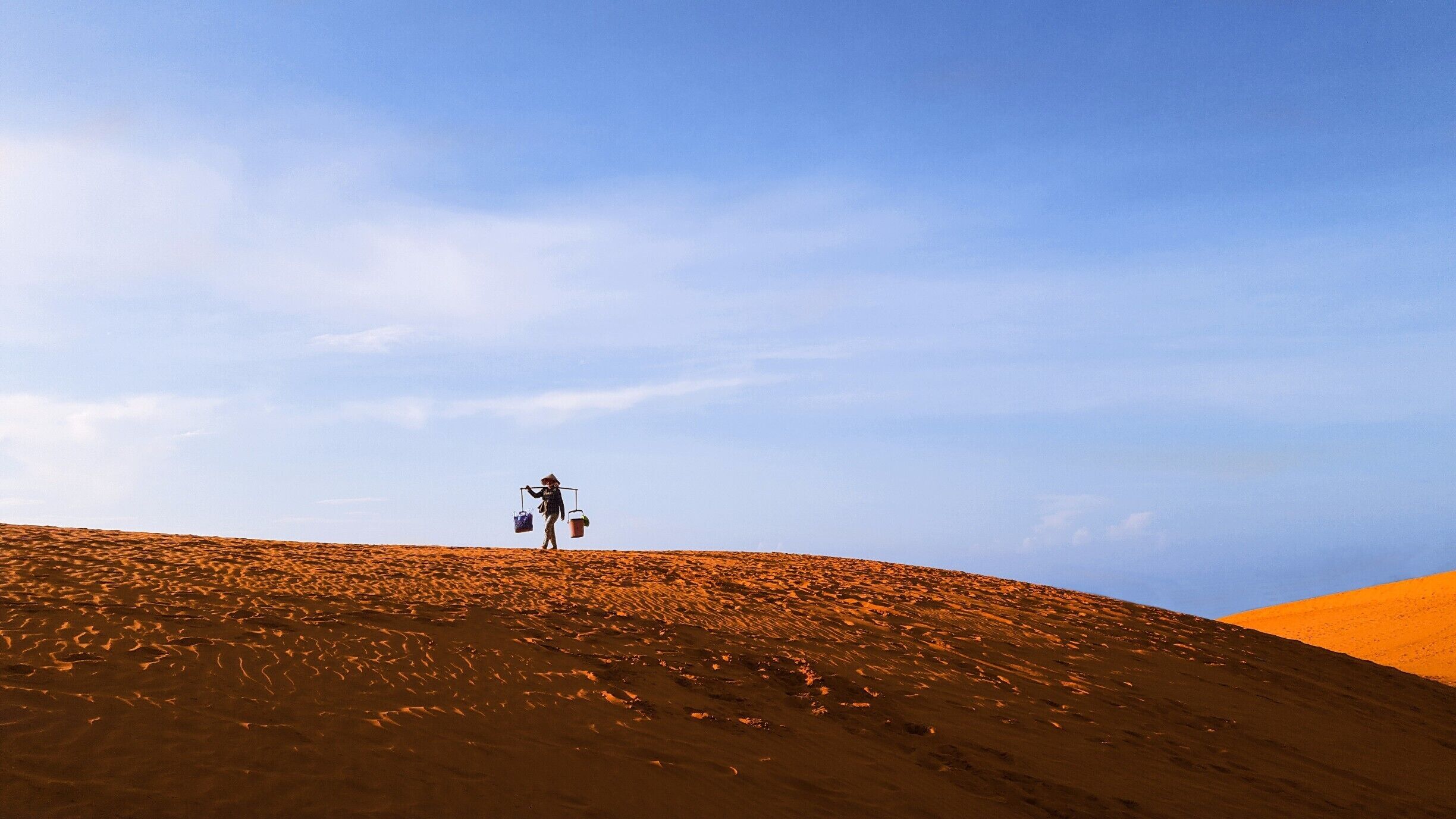 Early morning in Red Sandunes, Mui Ne