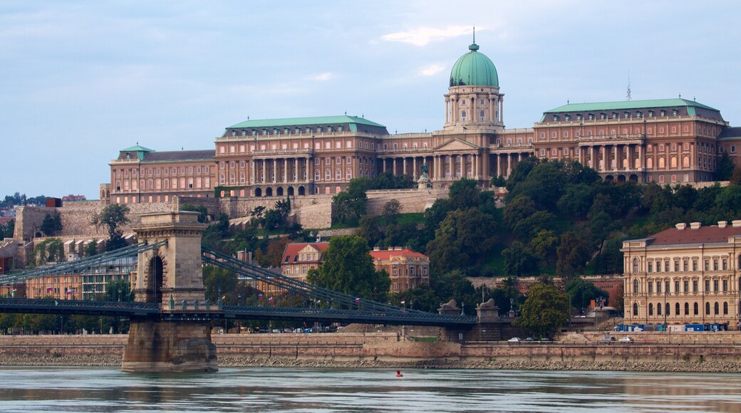 Buda Castle which includes a bridge, a castle and heritage architecture