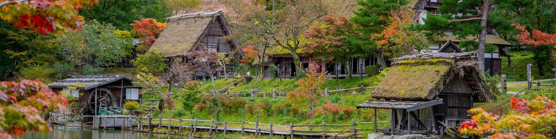 Hida Takayama Onsen which includes a small town or village and a pond