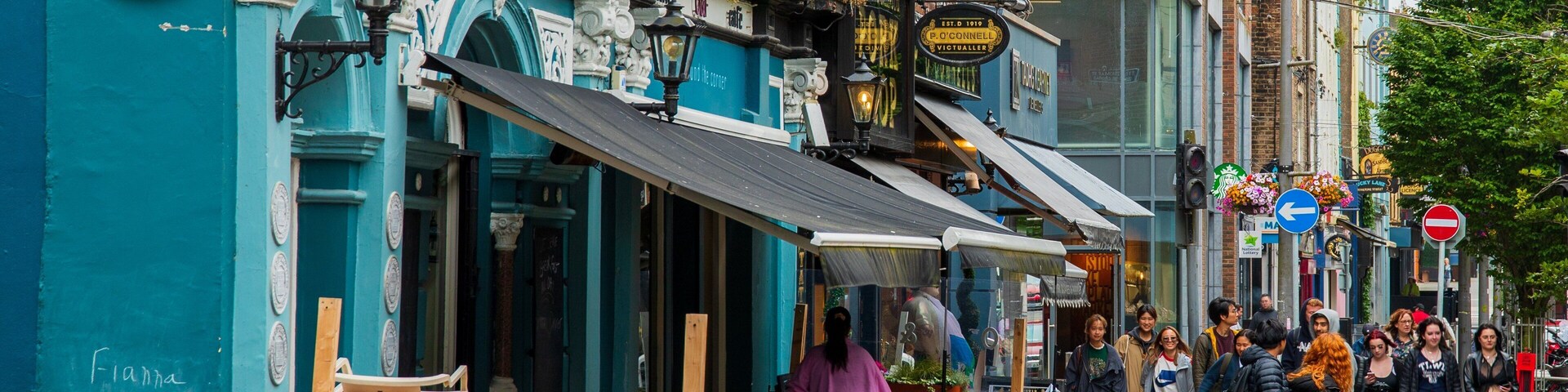 Limerick City Centre showing street scenes