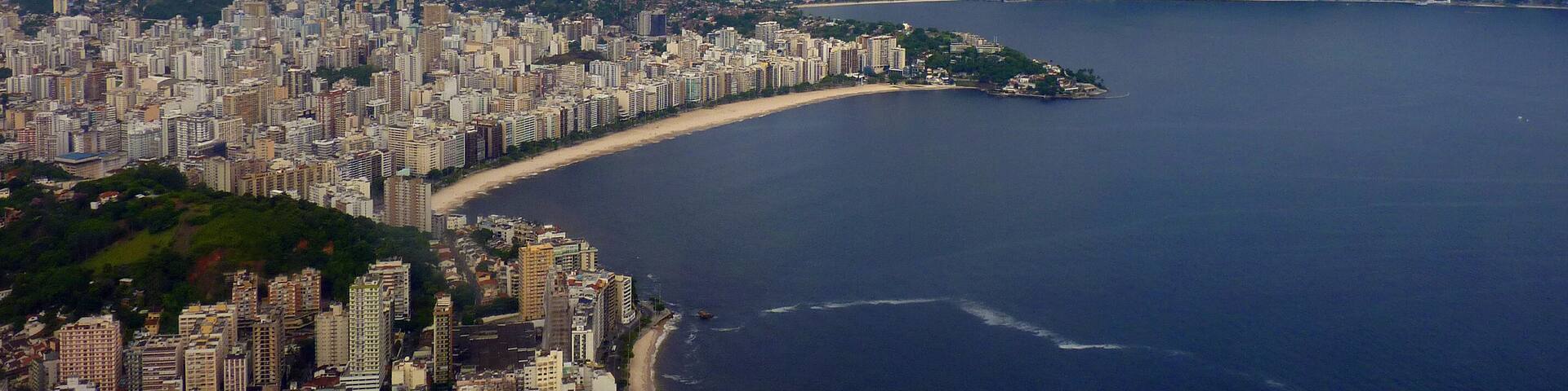 Aerial view of Icaraí and Ingá beaches in Niterói, Rio de Janeiro