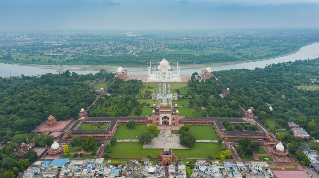 Aerial view of Taj Mahal temple in Tajgani, Agra, Uttar Pradesh, India.