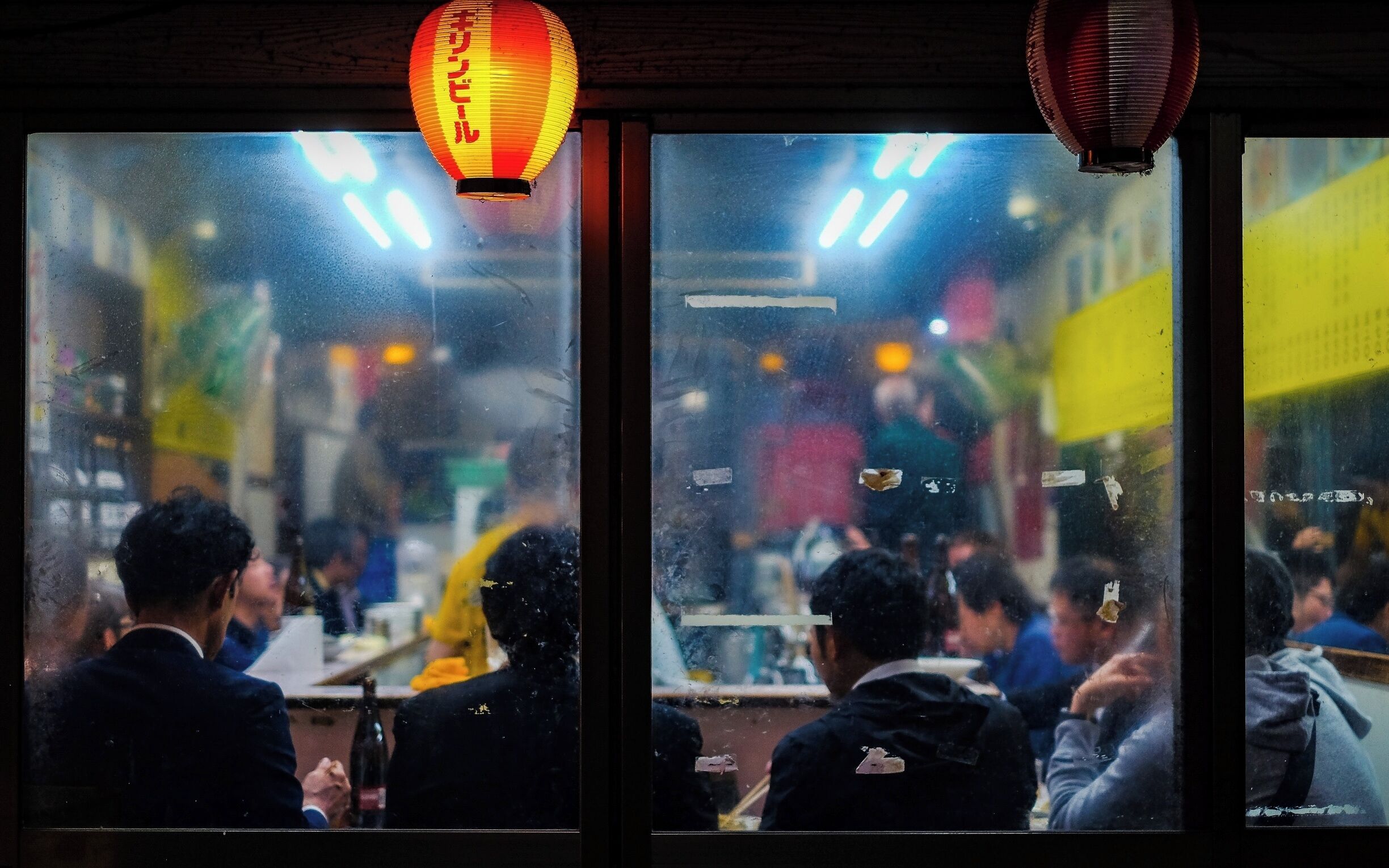 Next to the Shinjuku train stations, this small alley is an amazing place for local food and drinks ... and street photography ! #LikeALocal #bvsjapan #TroveOnTuesday