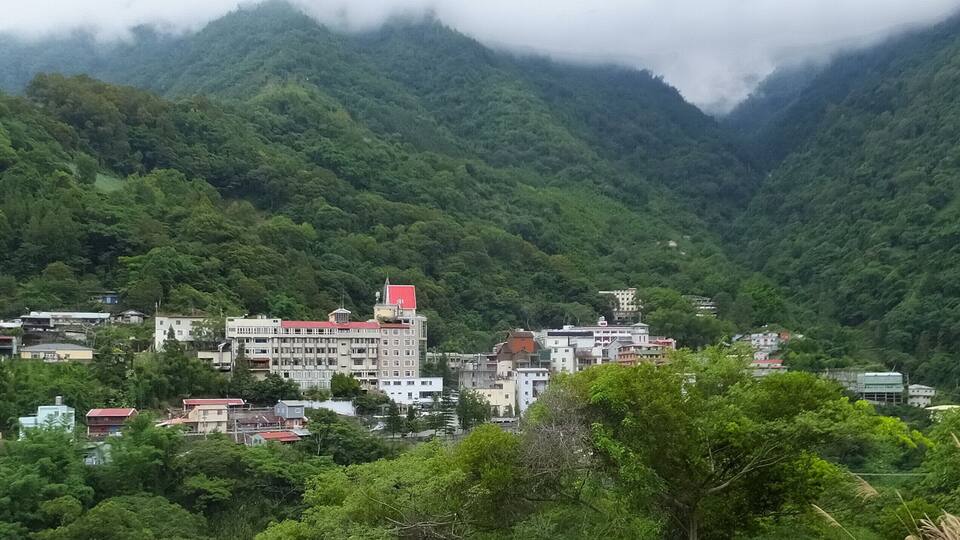 Dongpu Village 東埔村