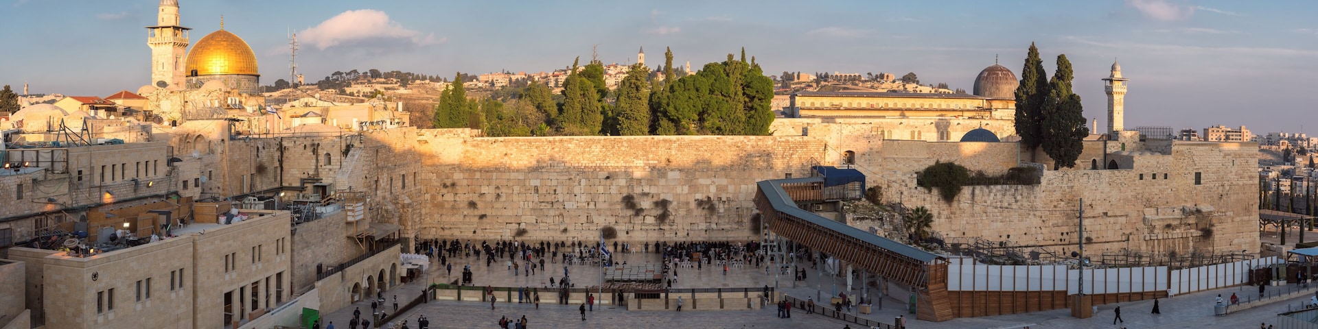 El Muro de las Lamentaciones, la Cúpula de la Roca y la Mezquita Al-Aqsa en Jerusalén.