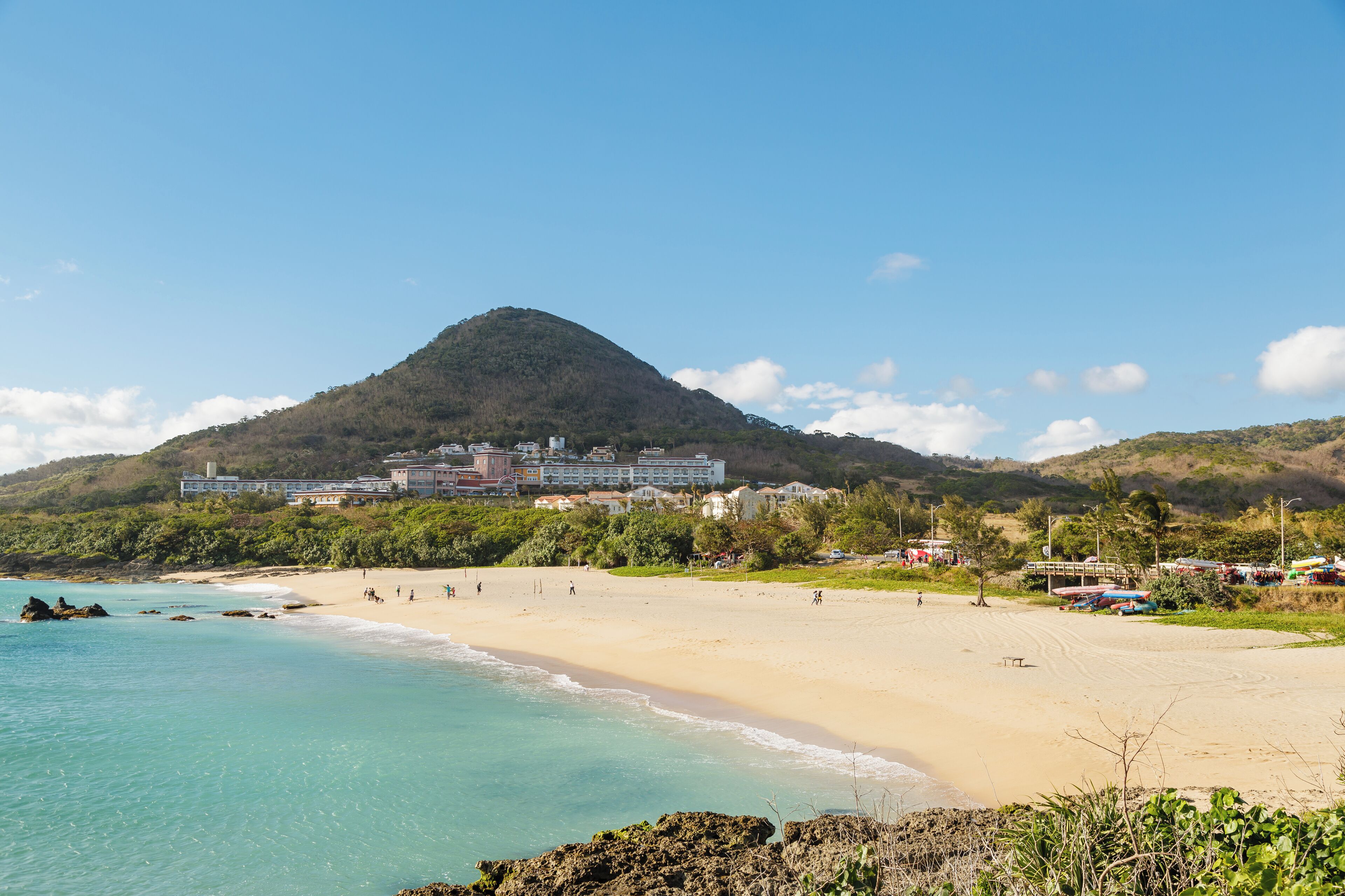 Kenting, Hengchun Township, Taiwan: A public beach in Kenting