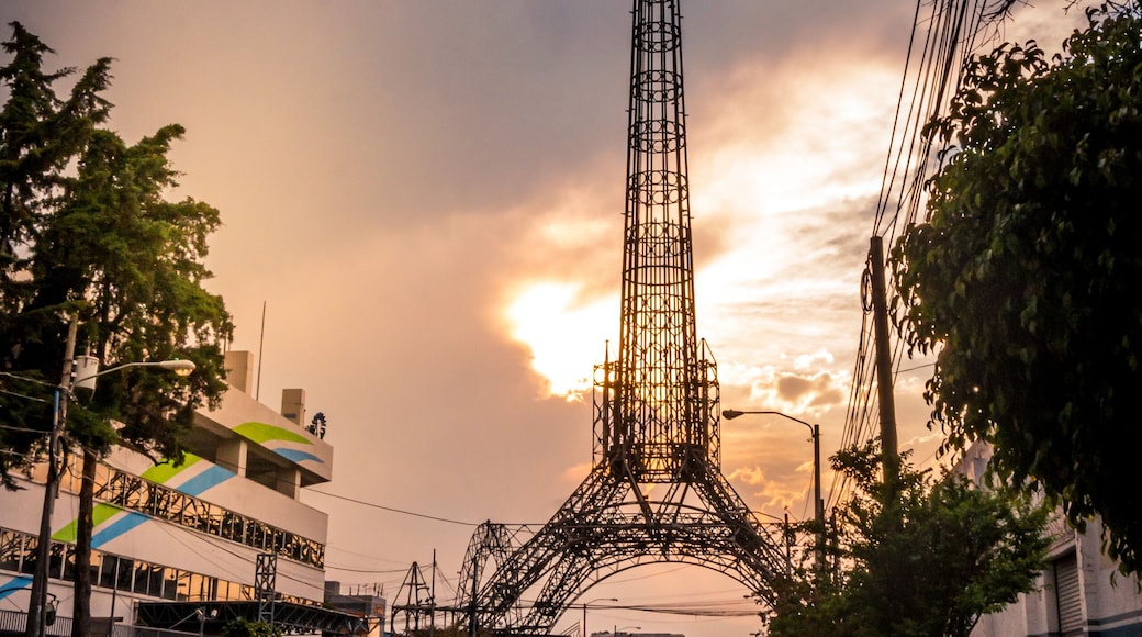 Torre del Reformador, Ciudad de Guatemala