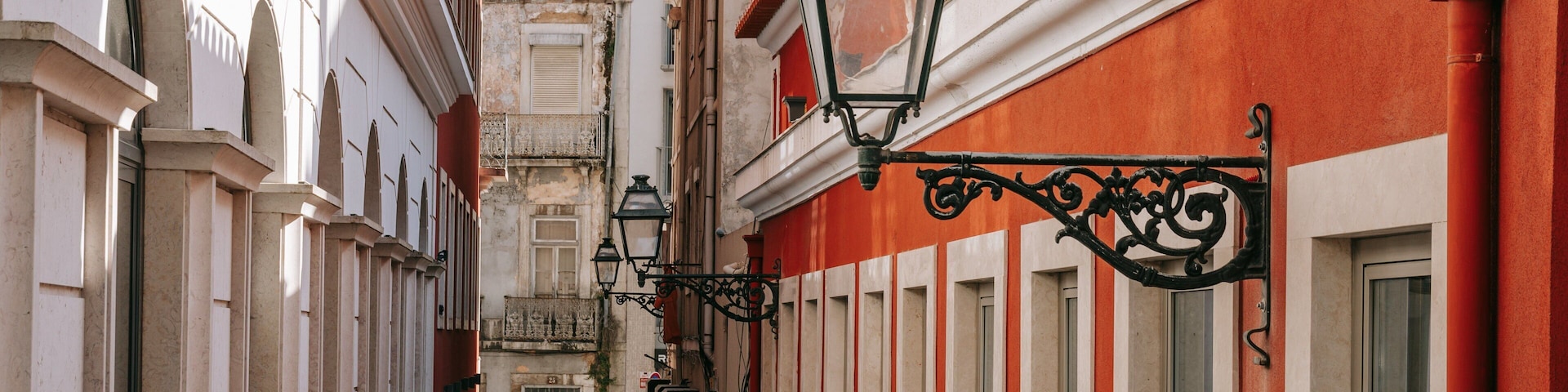 Santo Antonio showing heritage elements