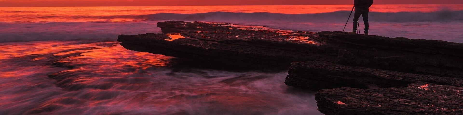 There are sunsets that you must photograph. Ericeira, Portugal have some incredible sunsets! #Red photos