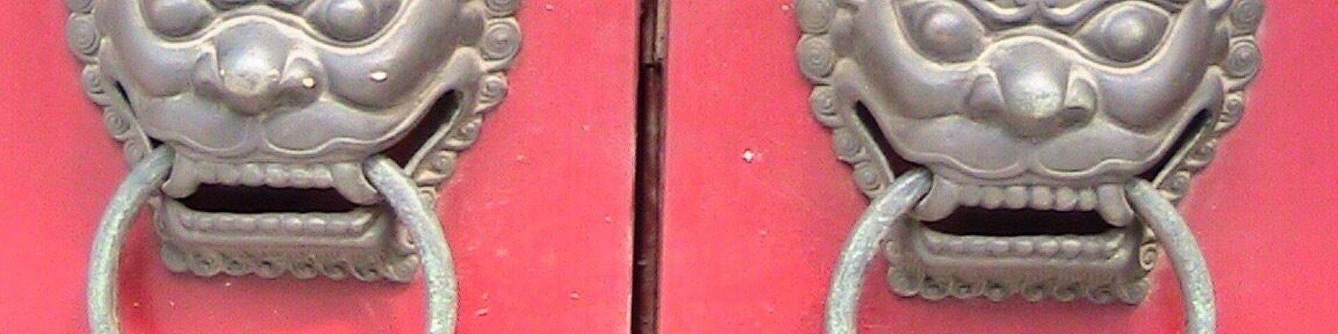 Close up view of the door knobs.