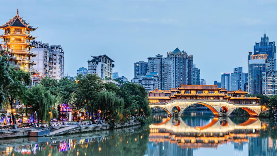 Night view of Anshun Bridge, Chengdu, Sichuan, China