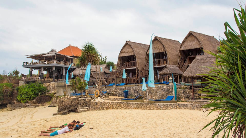 The weather is not too hot today, so we could do some of the activities on the beach, including reading the book and seeing the activity of friends in social media