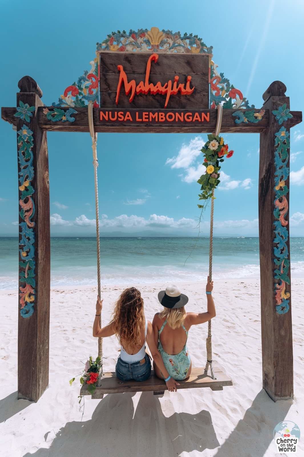 Stay close to people who feel like sunlight! 🌞💛