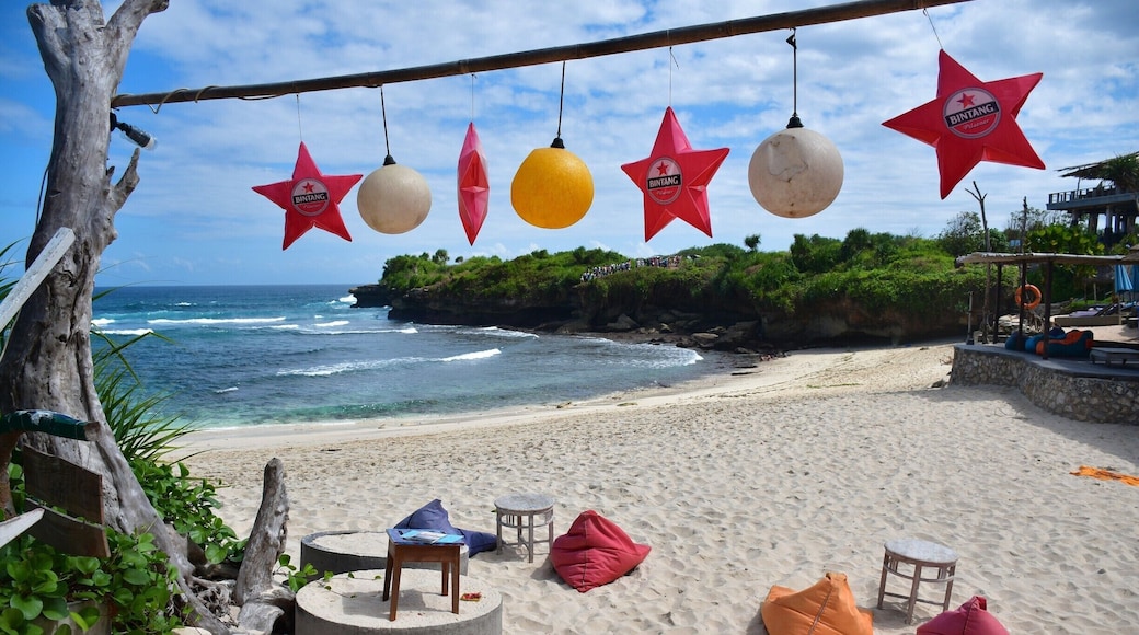 Dream Beach, Nusa Lembongan, Bali