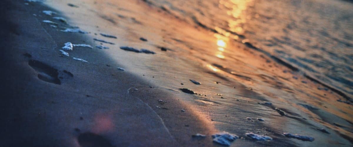 Sunsets are beautiful at the beach of Skhirate // analogue shot on Kodak200 #LifeatExpedia