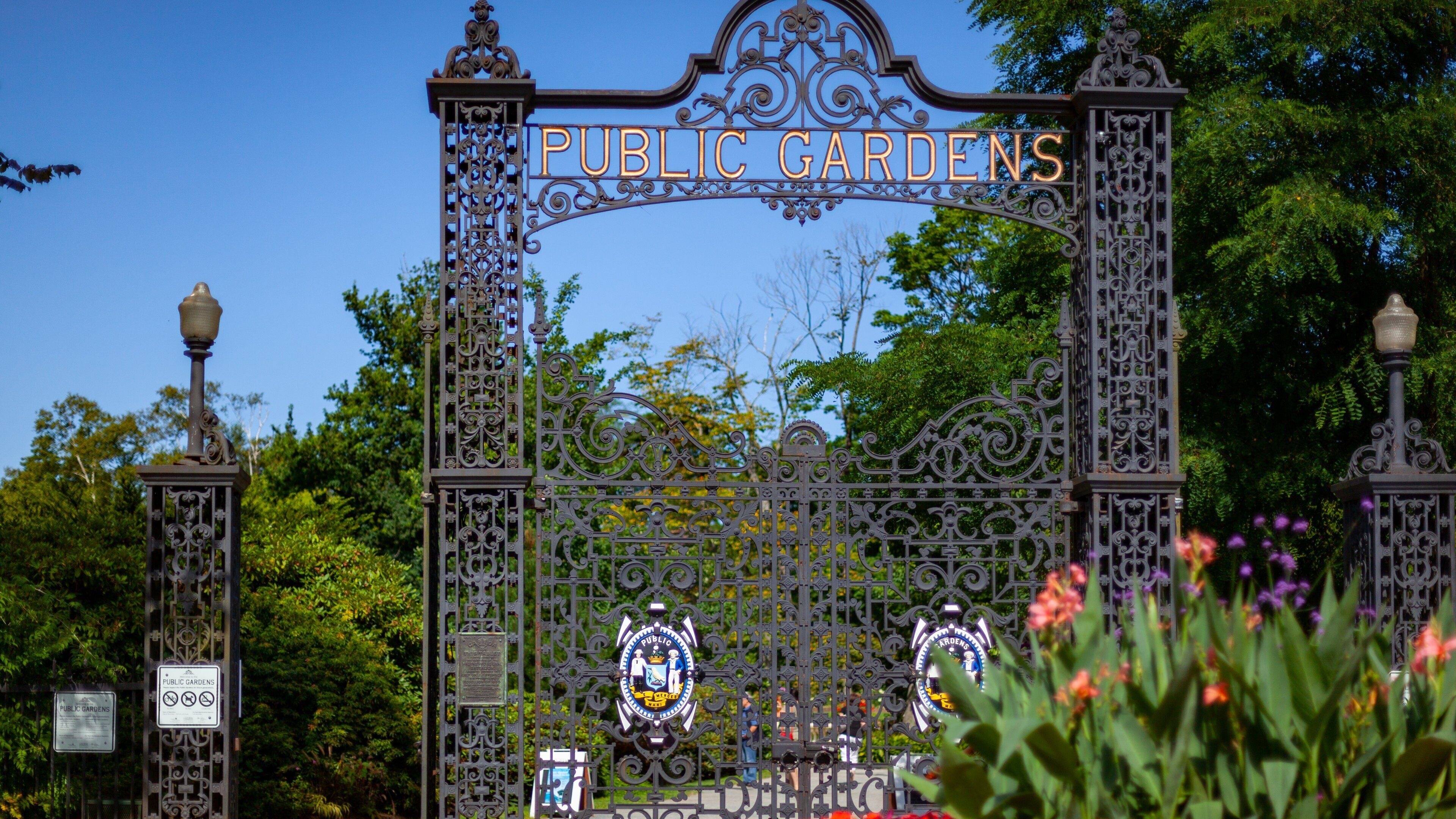Halifax Public Gardens showing signage and a garden