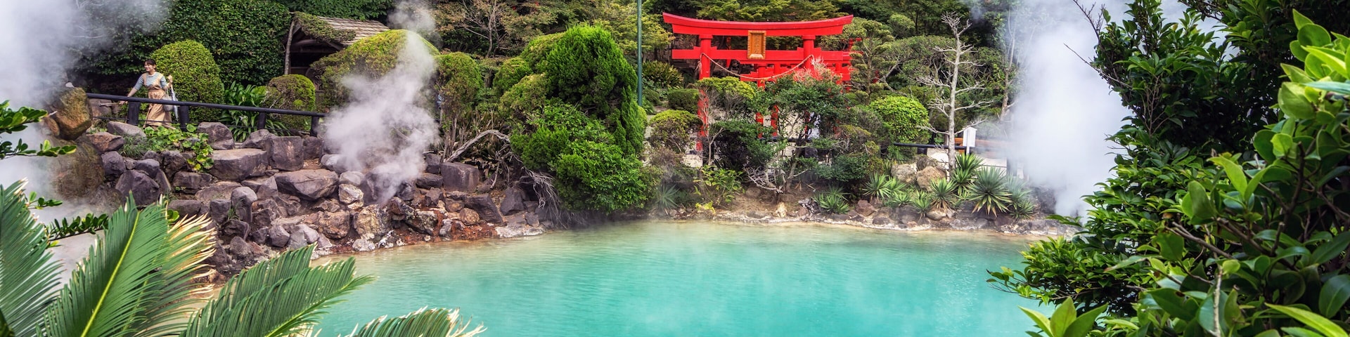 umi jigoku in beppu torii gates