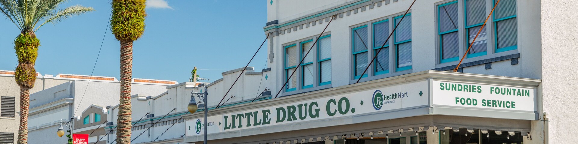 Canal Street Historic District showing signage