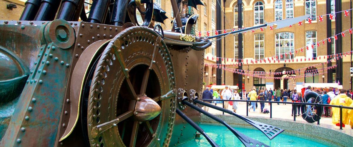 United Kingdom which includes a fountain