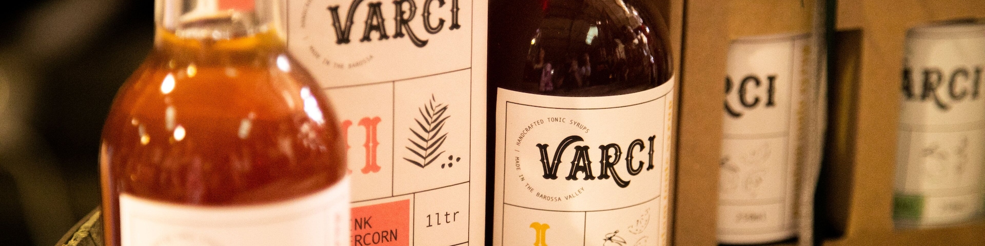 Barossa Farmers Market which includes markets and signage