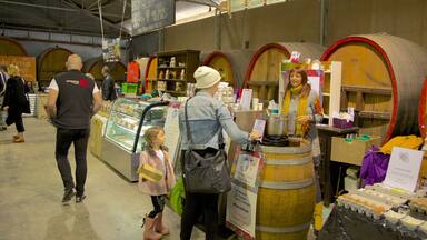 Barossa Valley which includes interior views, food and markets