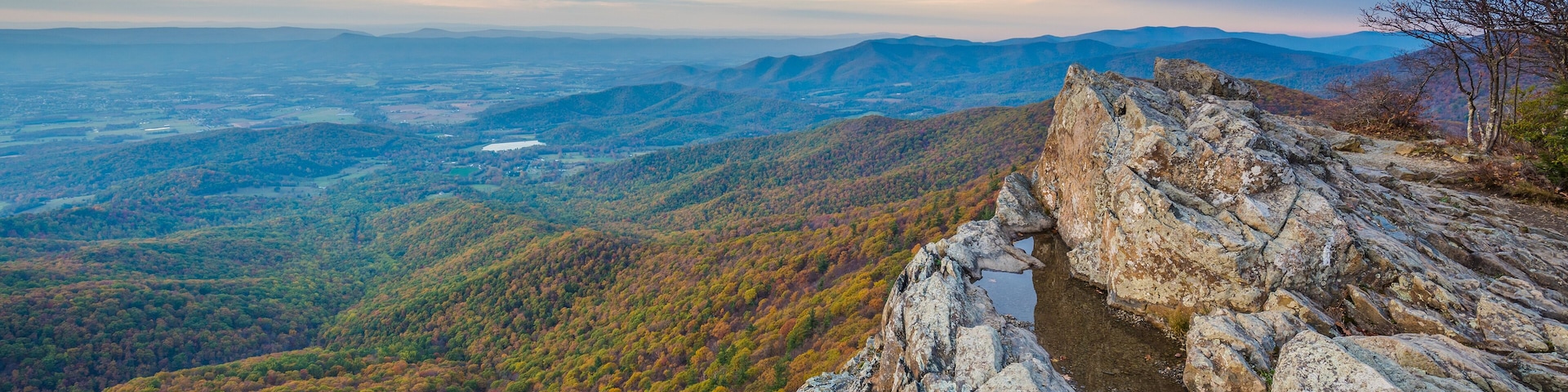 Autumn sunset view from Little Stony Man Cliffs, along the Appalachian Trail in Shenandoah National Park, Virginia