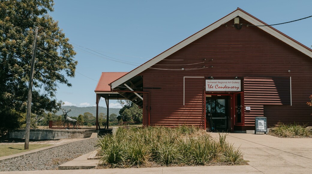 Somerset Regional Art Gallery – The Condensery showing signage