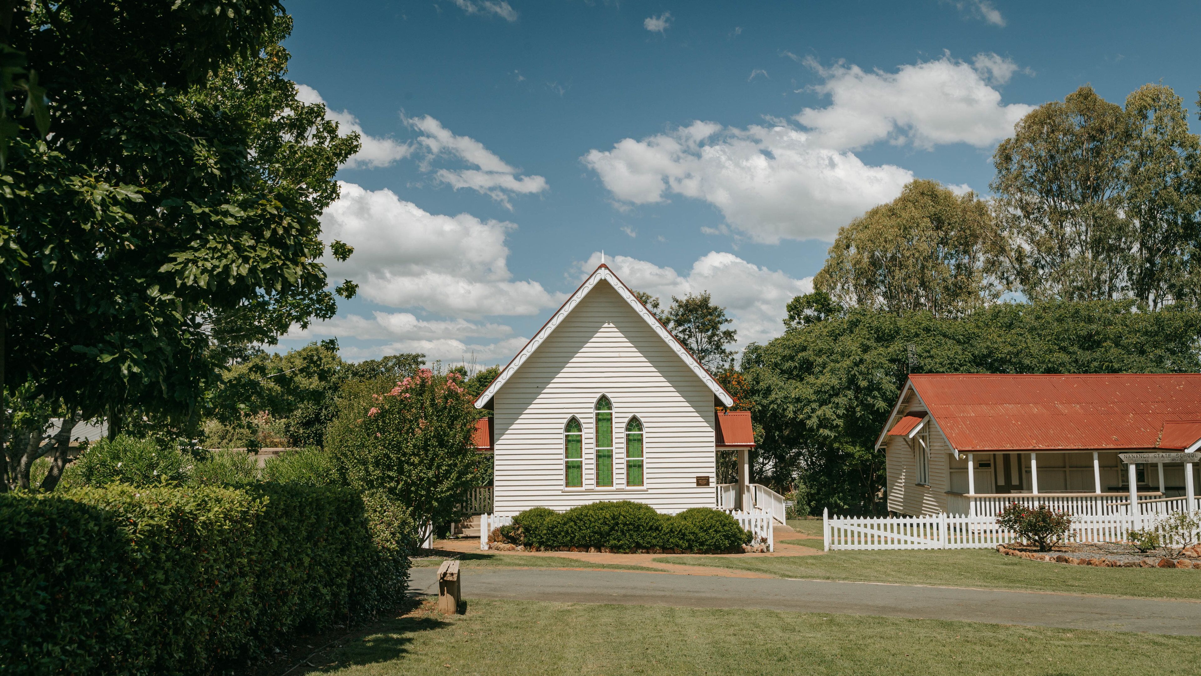 Ringsfield House and Museum which includes a church or cathedral