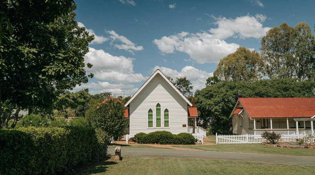 Ringsfield House and Museum which includes a church or cathedral