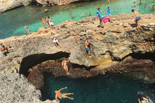 Bathing between the rocks
#AquaTrove