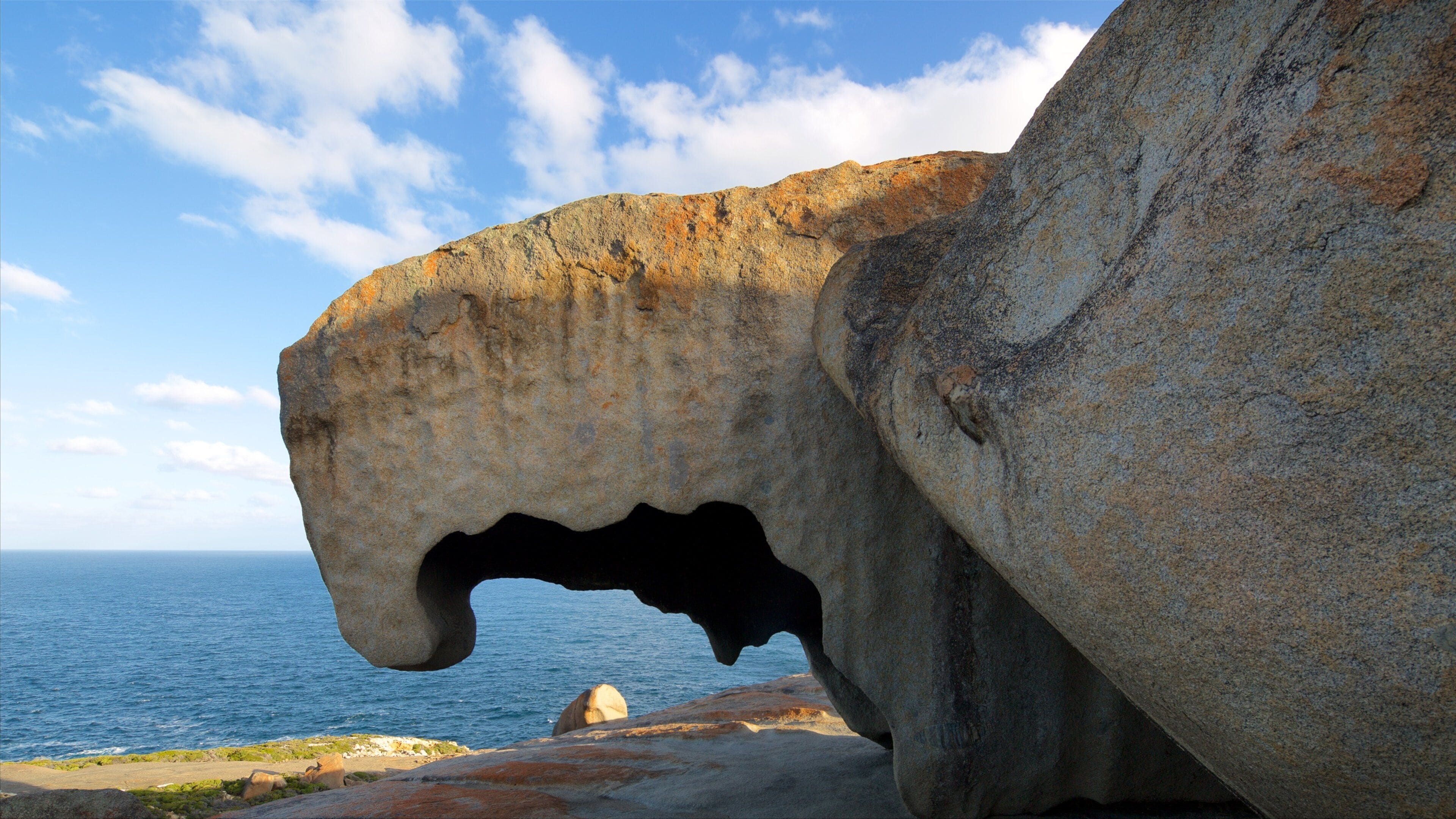 Remarkable Rocks showing general coastal views and rugged coastline