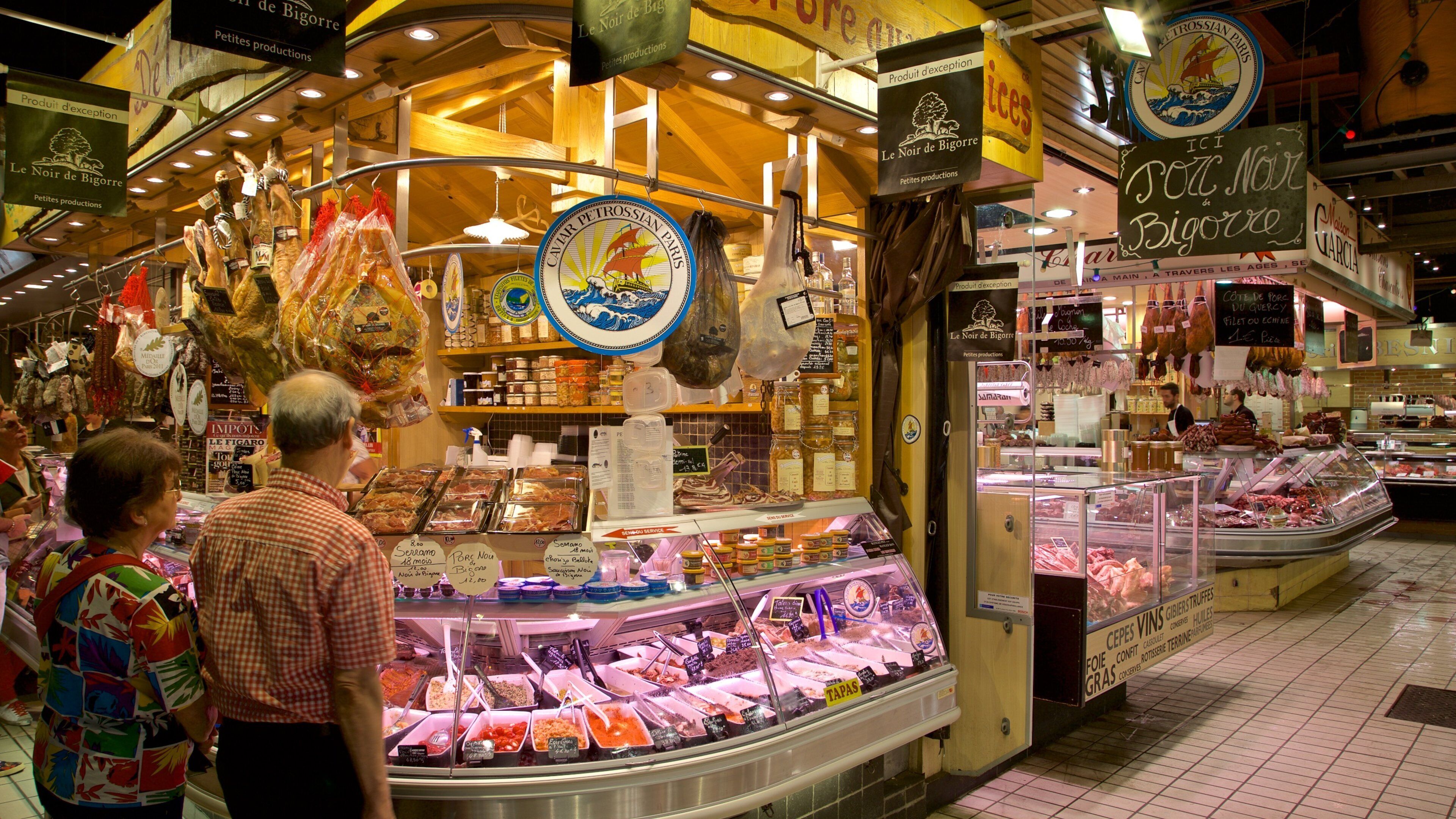 Quartier Victor Hugo qui includes vues intérieures, marchés et shopping