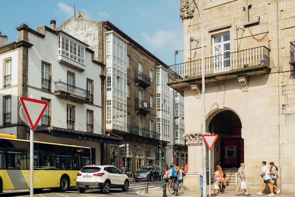 SantiagodeCompostela_GaliciaPlaza_553248634109962536-2